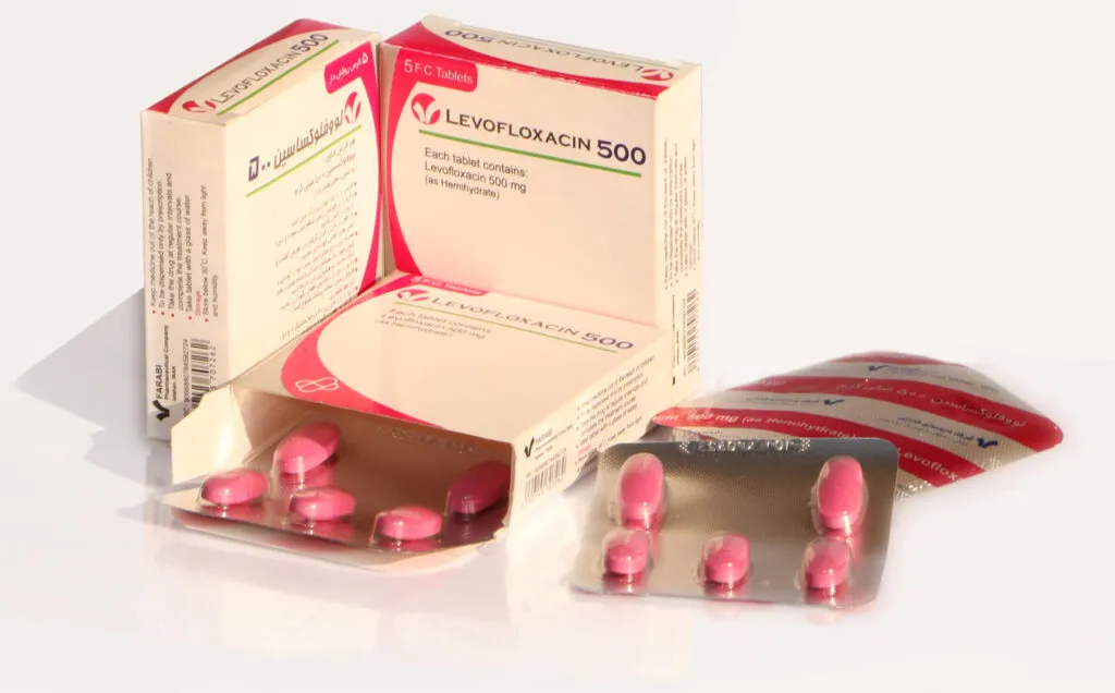 تصویر LEVOFLOXACIN FARABI 500 mg Tablet